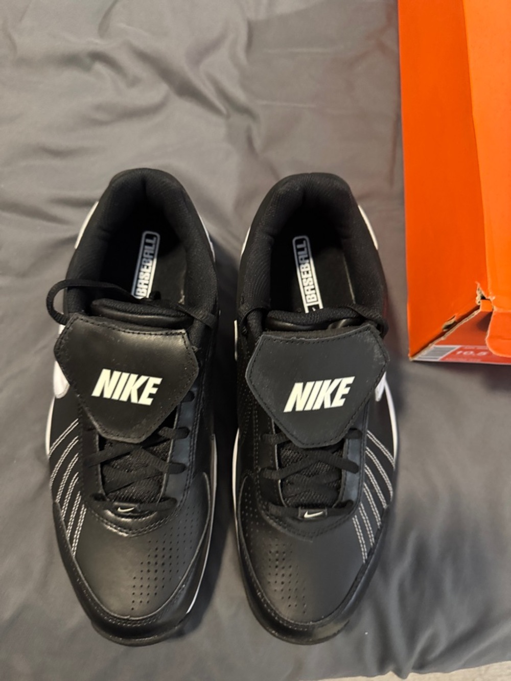 Nike Black and White Men's Baseball Turfs Shoes